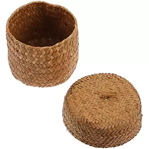 DOITOOL Mini Round Seagrass Basket with Lid, Hand Woven Basket for Gifts Empty Decorative Wicker Storage Basket with Lids for Organizing, Tabletop Decorative Flower Storage Basket (Yellow, 12x9cm)